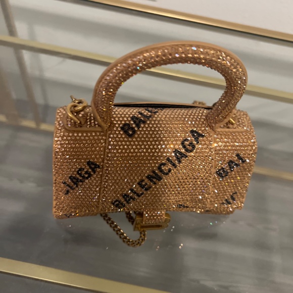 Purse - Picture 4 of 12